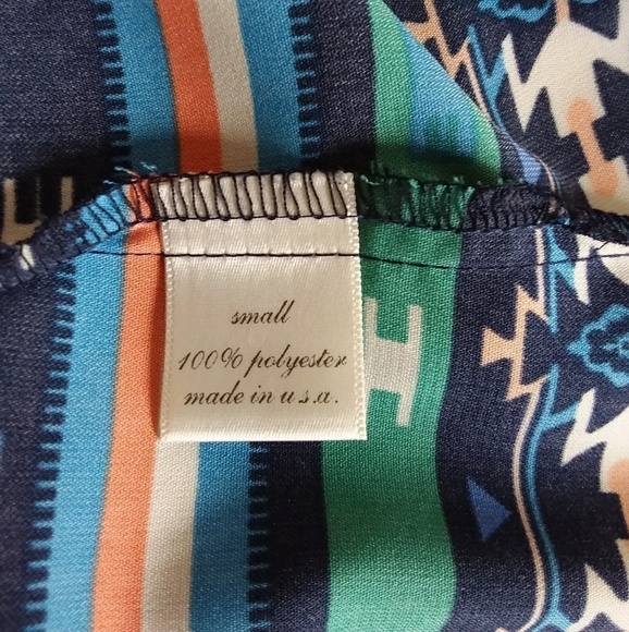 Francesca's Collection Women's Aztec Print Ruffle Top - Picture 7 of 7